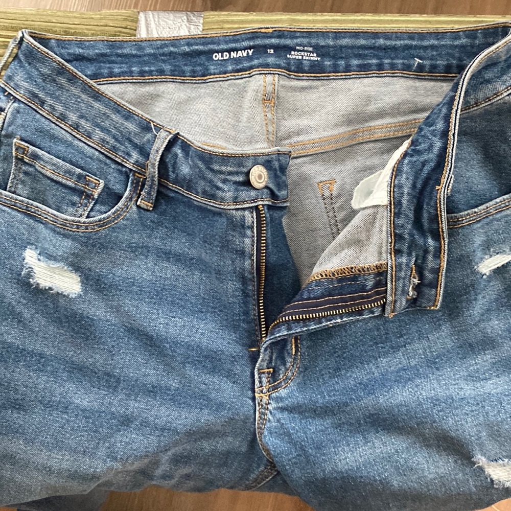 Old navy mid rise jeans